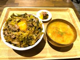 Cafe ＆ Bar「12-twelve-」のにら豚